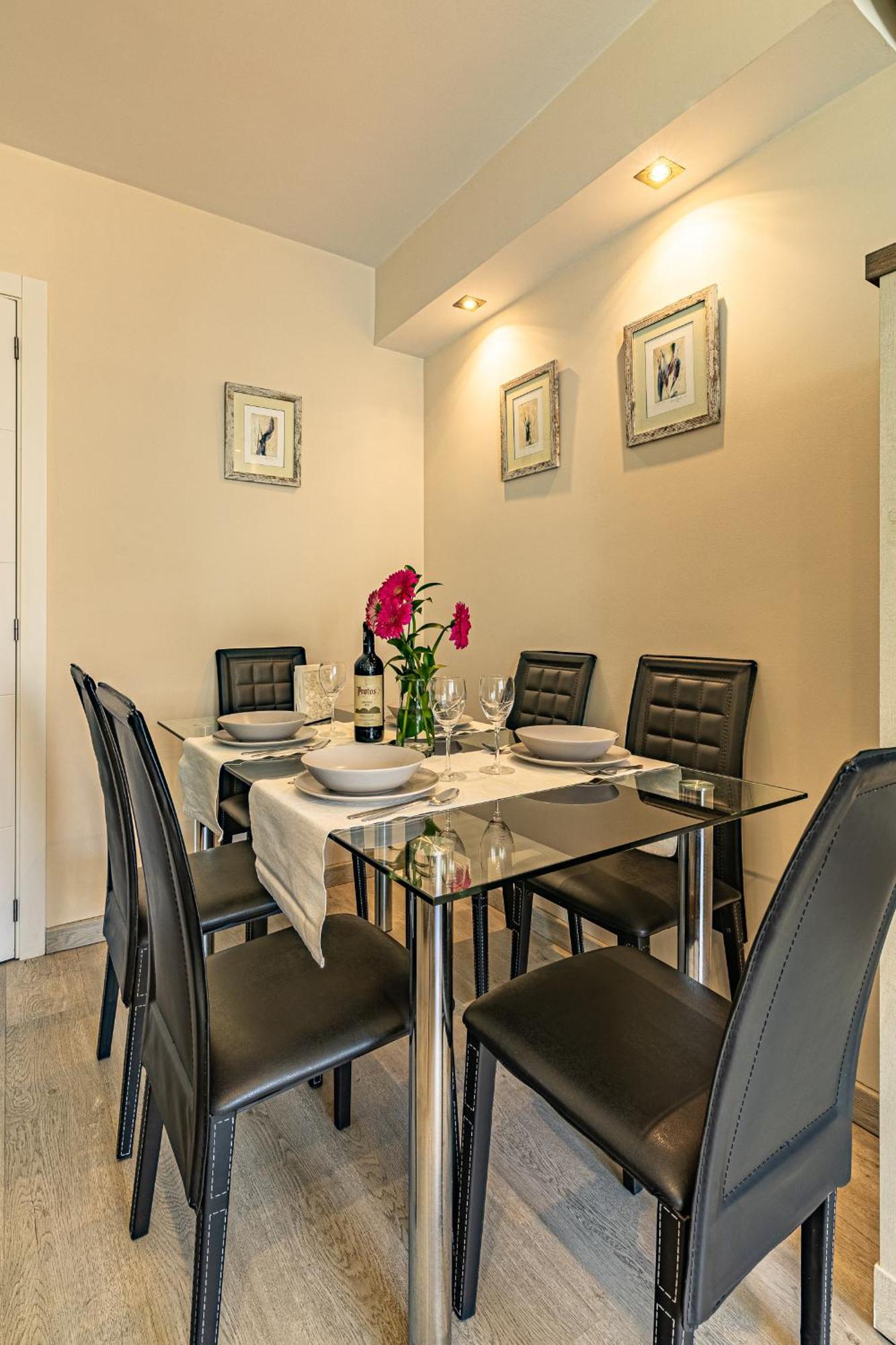 City Center Apartment In Марбелья Екстер'єр фото