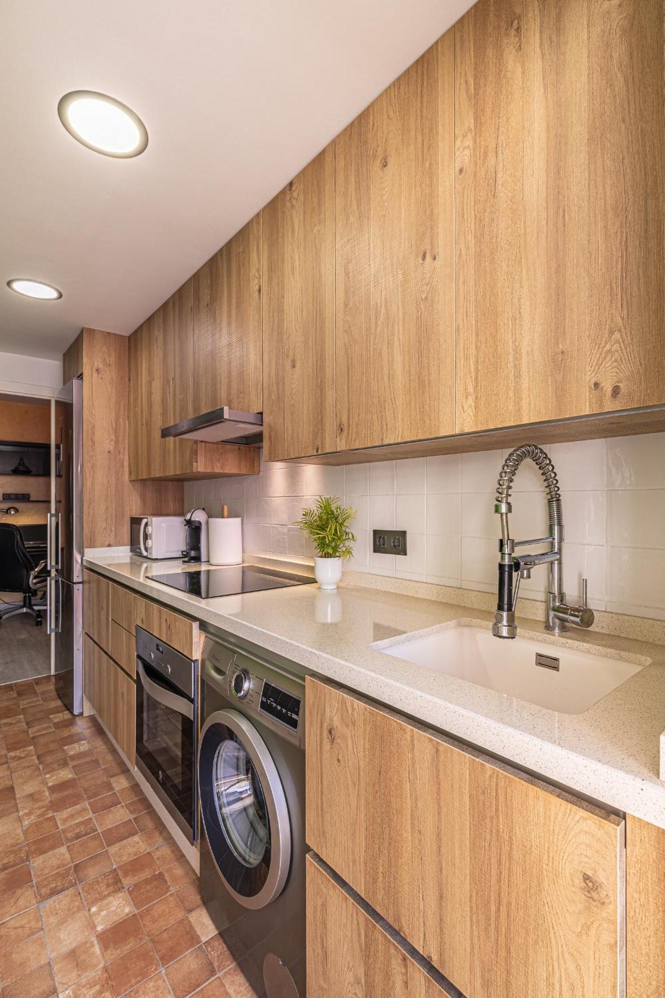 City Center Apartment In Марбелья Екстер'єр фото